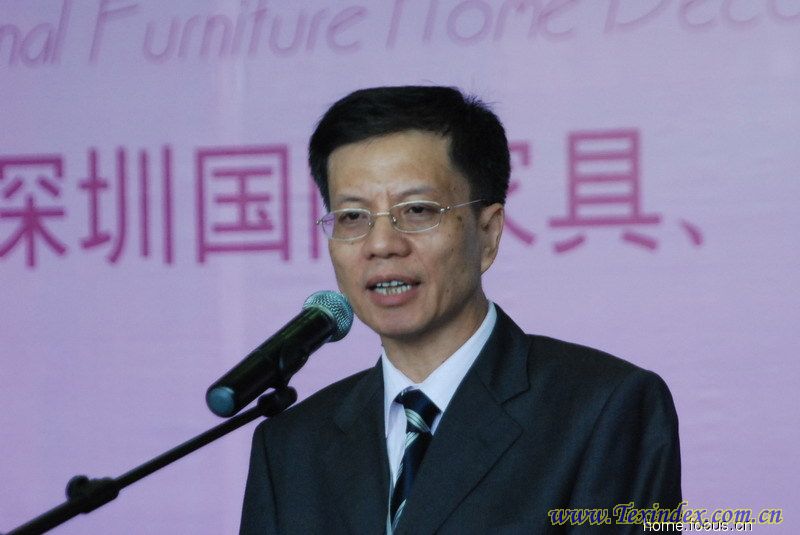 ��21�����ڇ��H�Ҿ�չ�_Ļ