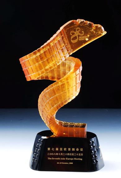 ��r(ji��)�������R�_(k��i)�M(j��n)�Ї�(gu��)�YƷ��һչ