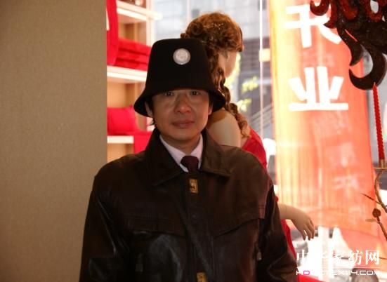 徐丹作品:幸運黃絲帶