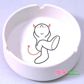 超另類煙灰缸個性十足