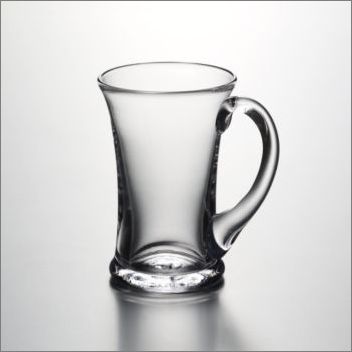 “飾酒” “飾酒”讓紳士也瘋狂