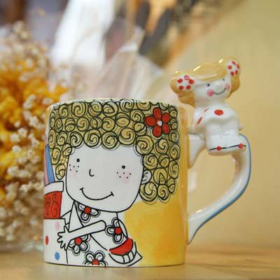 可愛立體杯享受秋日午后時光