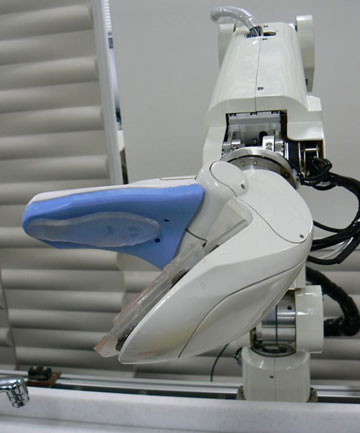 男人好幫手洗碗機輔助機器人