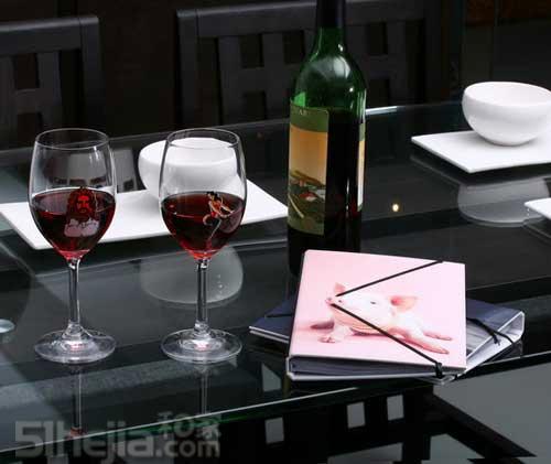 ��Ӣ����Ů���Ʊ�������H׷��