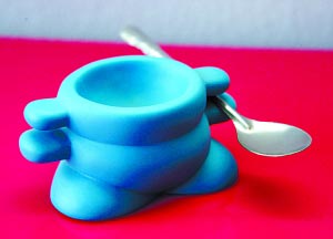 獨(dú)特造型小蛋托點(diǎn)亮就餐心情