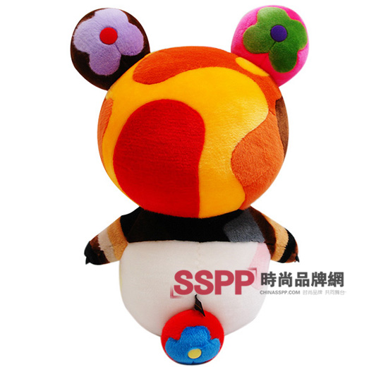 LouisVuitton的毛絨玩具和手機(jī)鏈