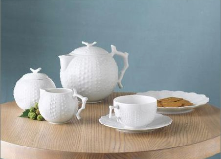 用花來裝點你的空間 清新純樸的中式茶具