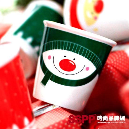 喜慶圣誕可愛(ài)餐具裝點(diǎn)居室(一)