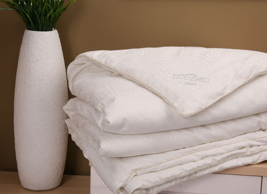 Ȫ�������ϵ��Q�z���|����ݬ���R