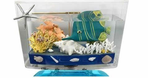 �ձ�͸���RͰ������