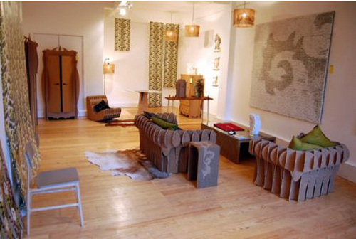 美麗而具有創意的紙板家具