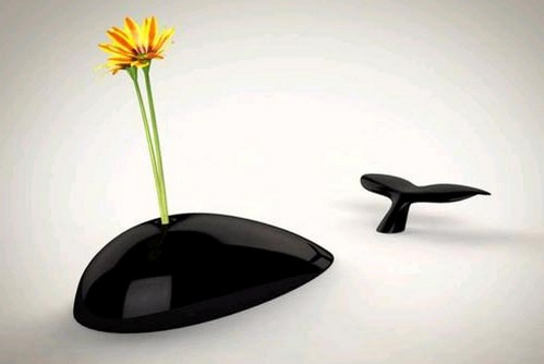 頭尾分離的創意鯨魚花瓶