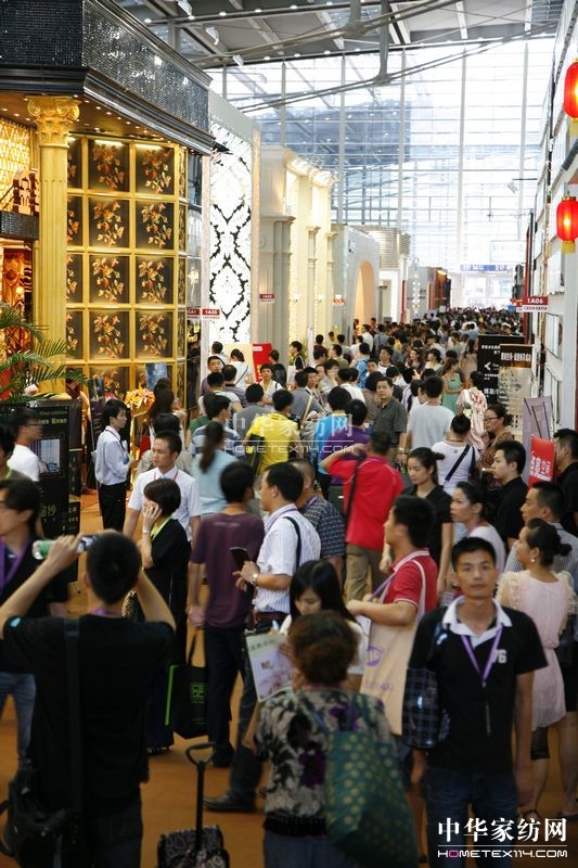 �o������չ����(j��ng)�Q(m��o)���Մ