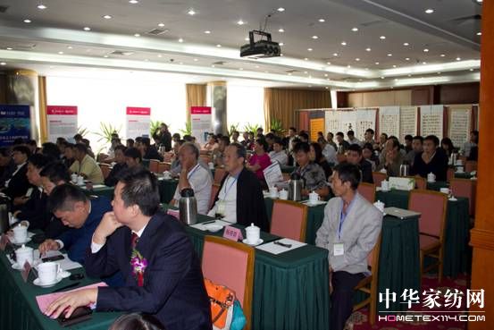 �Ї���(j��ng)��(j��)��̼�D(zhu��n)���c�ɳ��m(x��)�l(f��)չ���(hu��)