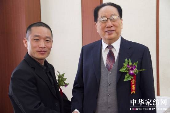 �Ї���(j��ng)��(j��)��̼�D(zhu��n)���c�ɳ��m(x��)�l(f��)չ���(hu��)