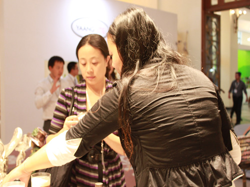 �z��•���{�r�мҾ�չ�����Pע