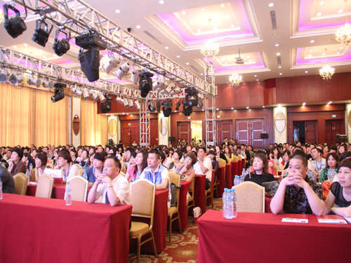 �Ϸ����2012����Ʒ�l����¡���e��