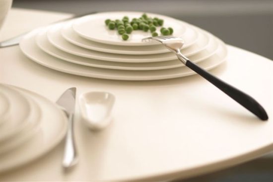 融入中式韻味的“書(shū)法系列”餐具