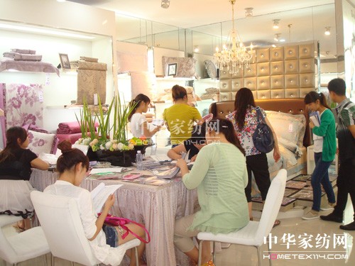 柏琳家紡2012秋冬新品發(fā)布會召開