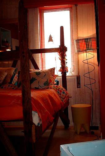 ����:ɫ���L���đ���֮��(��)