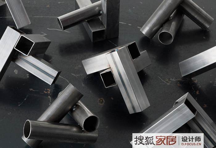 日本建筑師設計優雅便攜邊桌Tre