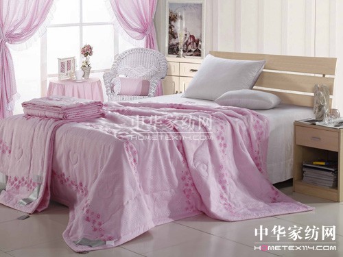 森女大愛淺色系美羅幫你打造盛夏慢生活