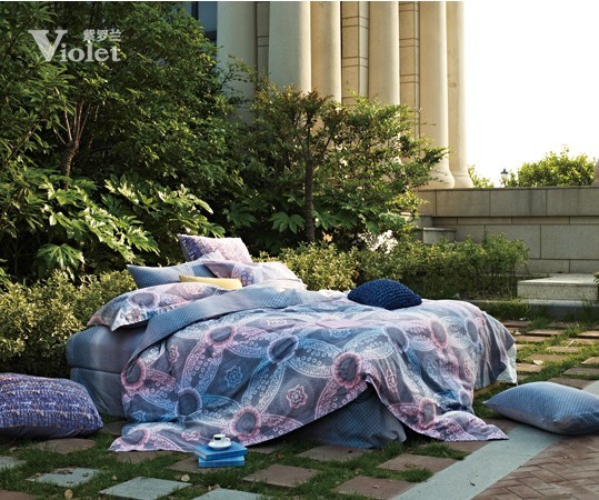 紫羅蘭花香飄散定格曾經最美