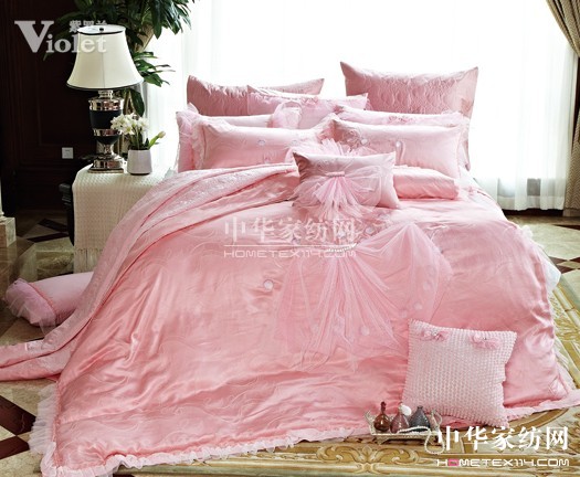 紫羅蘭結(jié)緣塞納河畔