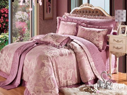 ���˹�Ҽ��ﶬ��Ʒչʾ