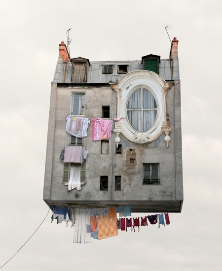 另眼看家居會飛的超現(xiàn)實主義房子