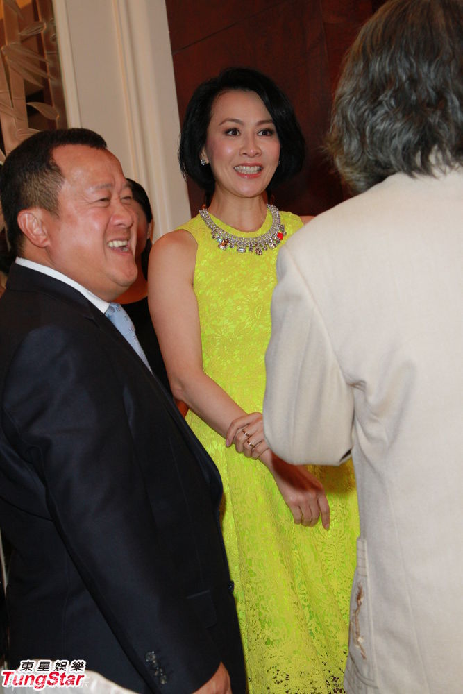 ˮ�Ǵ����˄������Sȹ������Ӱչ�u��