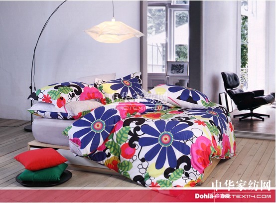 多喜愛(ài)家紡:床品流行撞色時(shí)尚