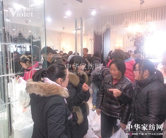 紫羅蘭家紡首屆感恩內購會正火熱進行中