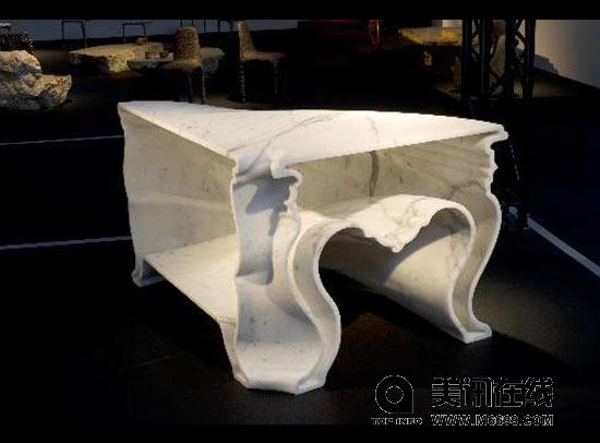 jorgelizarazo設(shè)計的“銀色天空”鋁毯