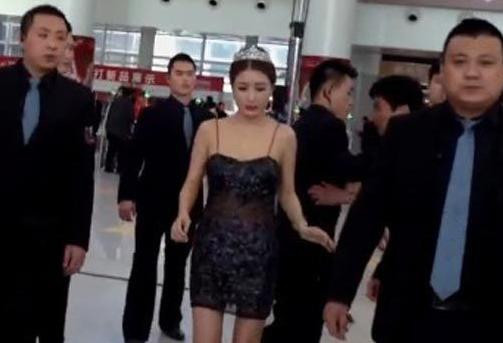 �R���P�I�10��Ů�Ǳ��S���PK