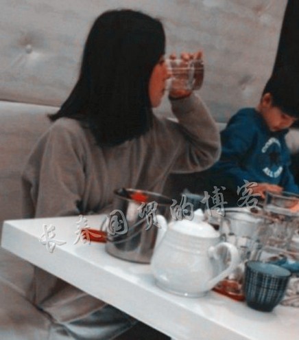 董潔四歲兒子頂頂近照曝光