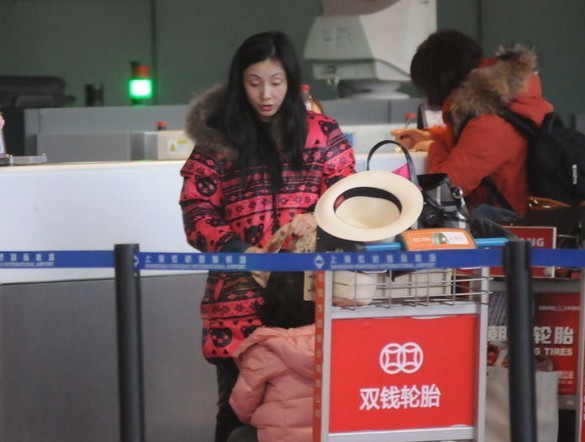 С�պ窚(d��)�ԔyŮ�F(xi��n)��C(j��)��(ch��ng)