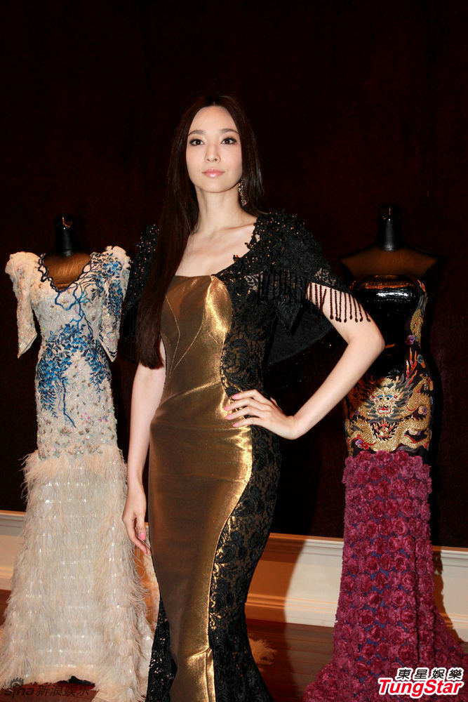 ����Ƚ�ɫ�ڼ��Lȹ���� ���΃���