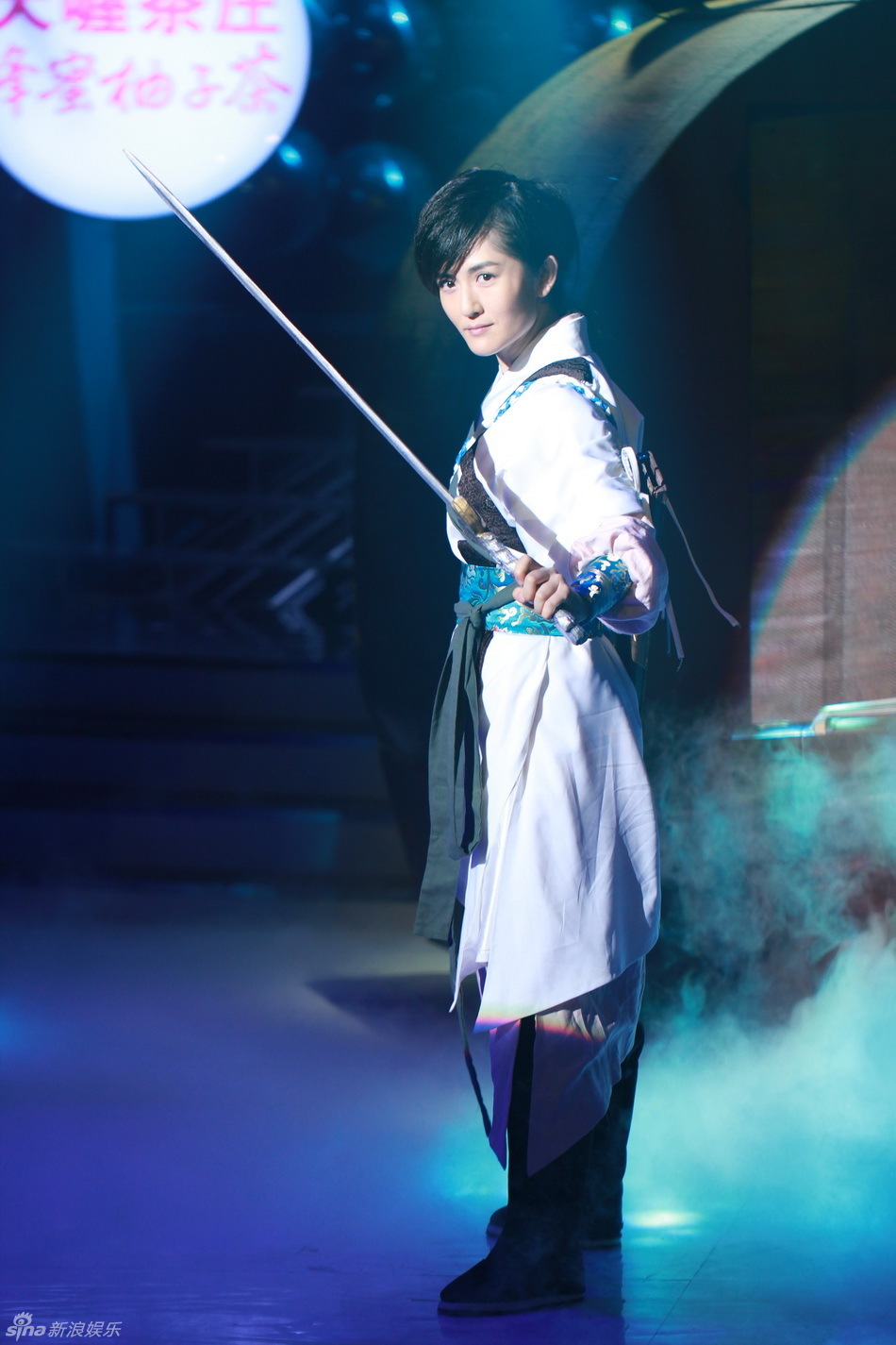 ��������b ��S�����g