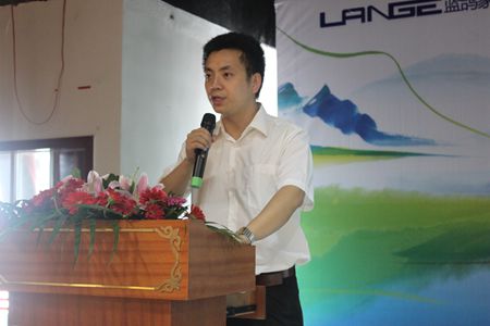 藍(lán)鴿家紡2013年秋冬訂貨會(huì)起航