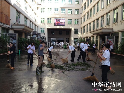 “菲特”臺(tái)風(fēng)登陸蒼南盛宇抗臺(tái)救災(zāi)搶險(xiǎn)