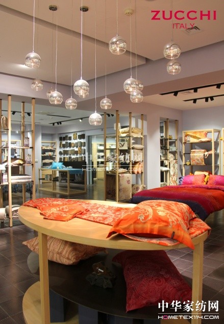 意式家紡ZUCCHI旗艦店羅萊家居廣場開業(yè)