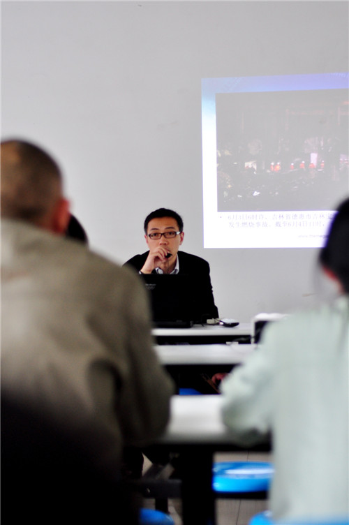 �Ϸ������ɽꖰ�ȫ�k���_��ȫ���a��Ӗ