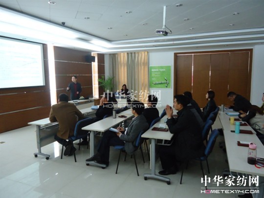 �ǌ��z��������(bi��o)���߃�(y��u)�㰸�������