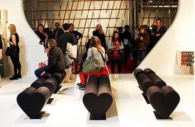 愛心形狀沙發凳