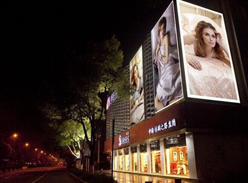 �Ҽ��f���I��ǰ���z�I�Ҽ���I�{��