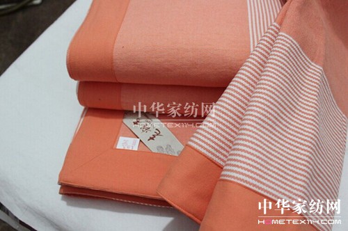 長沙:粗布制的納涼家紡走俏今夏