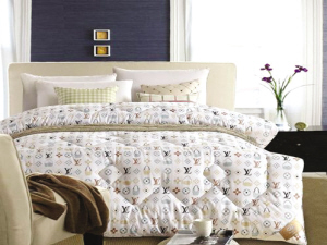 馨夢(mèng)舒家紡2014秋冬新品走簡(jiǎn)約路線