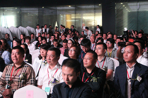 �׌��Ї����H��˽���ϲ��[��¡���_Ļ