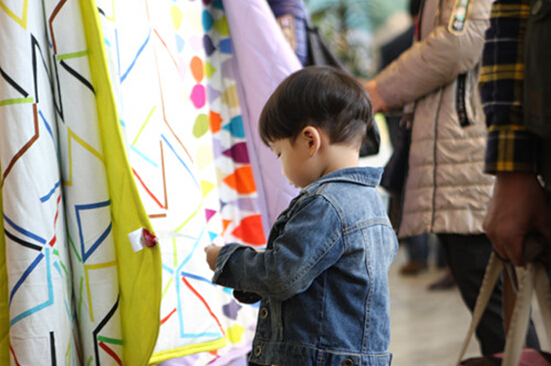 ���R���Ҽ�2015s/s��Ʒ�l�����A�M��Ļ